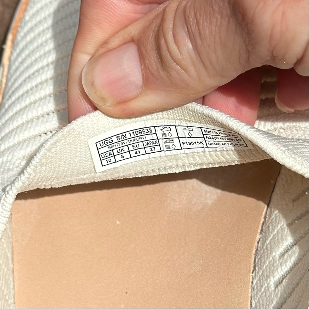 Ugg Sneakers - Picture 5 of 6